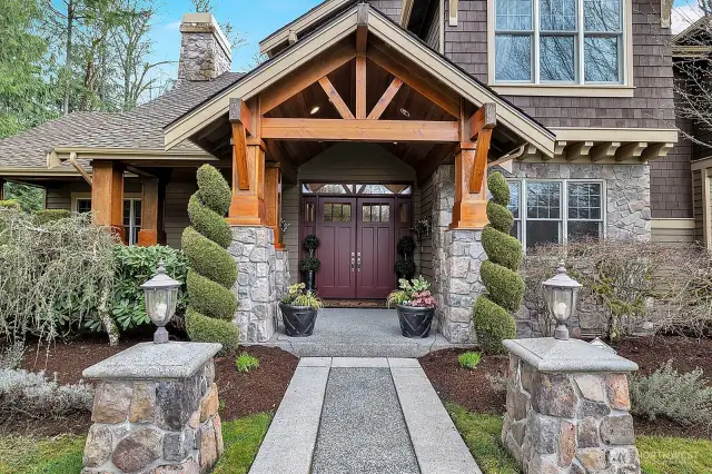 Stunning entry with rock finishes.