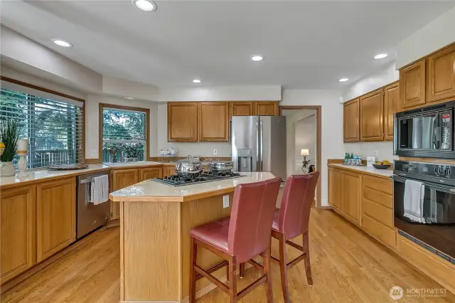 Baking is a breeze in this kitchen, thanks to generous counter space, a convenient layout.