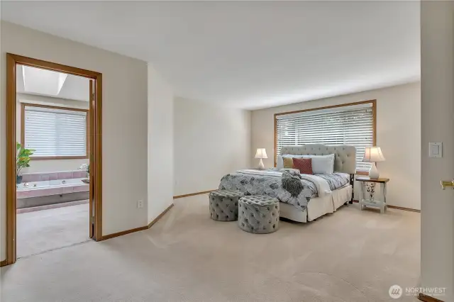 The sleeping area is cozy and inviting, providing a peaceful retreat for restful nights. Its comfortable layout ensures a perfect balance of warmth and tranquility.
