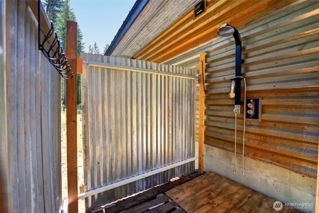 Outdoor shower after a day of play!