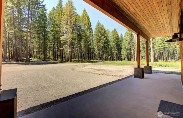 5 acres of room to roam & Play!
