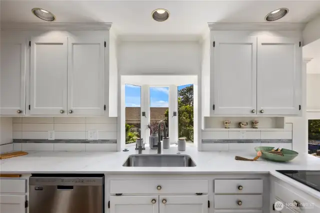 All new countertop and backsplash.