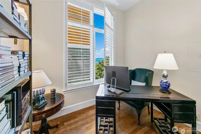 2nd bed/ office