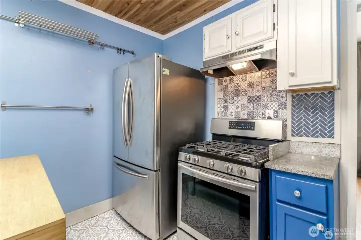 Appliances stay!