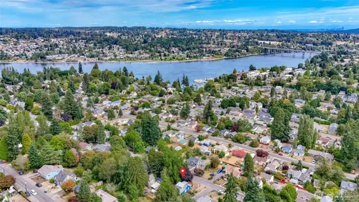 Located near the Naval Base, WA-3, and local amenities - from restaurants to shopping.