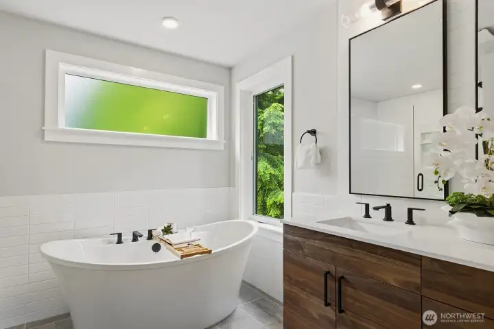 Primary bathroom with soaking tub! Primary bathroom with soaking tub!