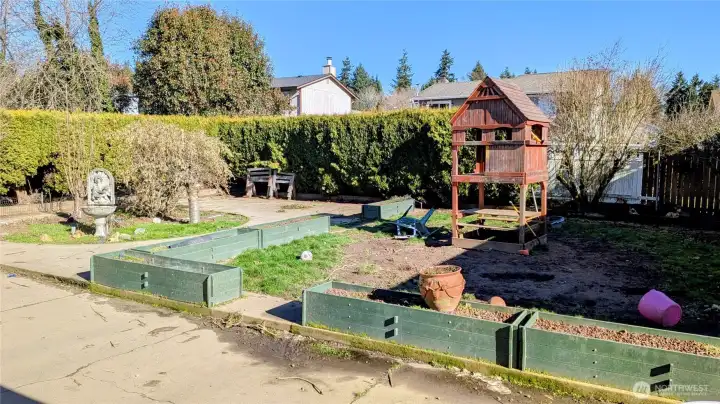 Private Backyard Space