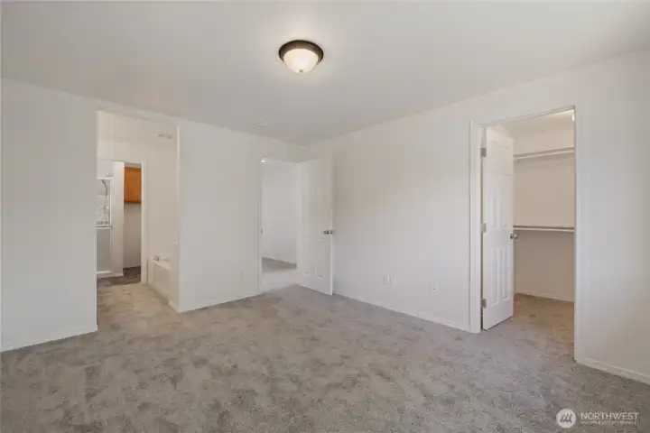 PRIMARY BEDROOM LAYOUT W/WALK-IN CLOSET