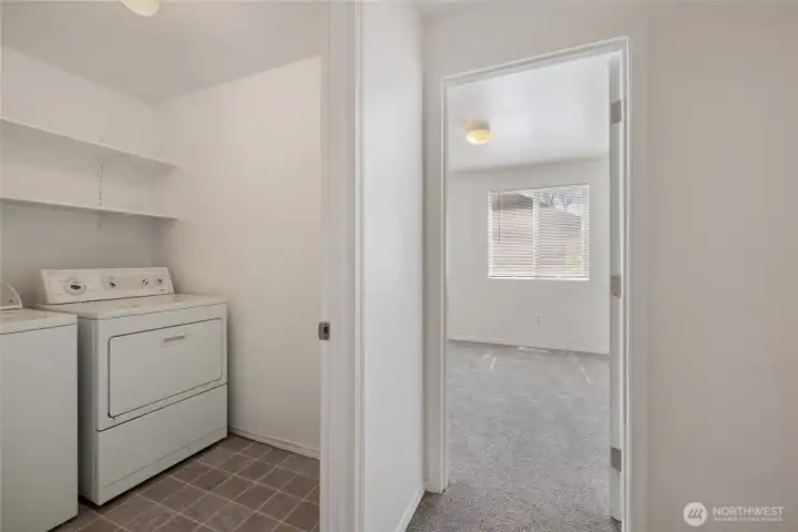 UPSTAIRS LAYOUT VIEW.