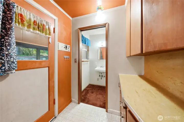 Bath off the kitchen