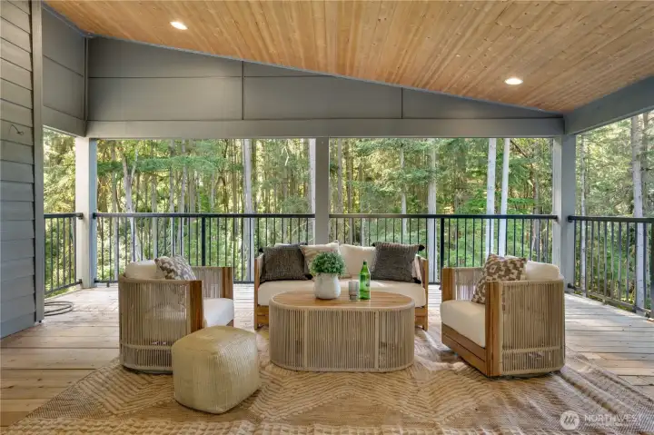 352 sq ft covered outdoor living space