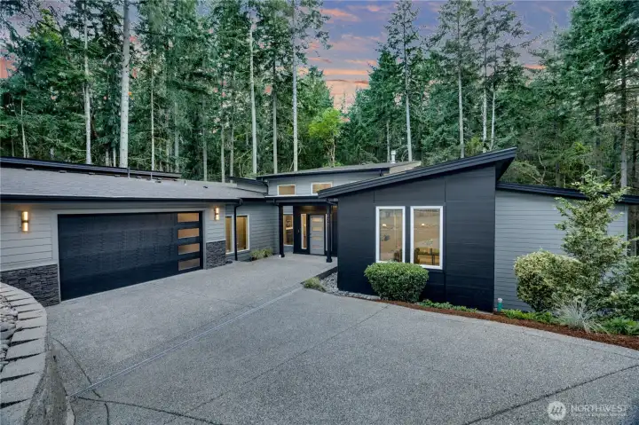 Custom built modern architecture