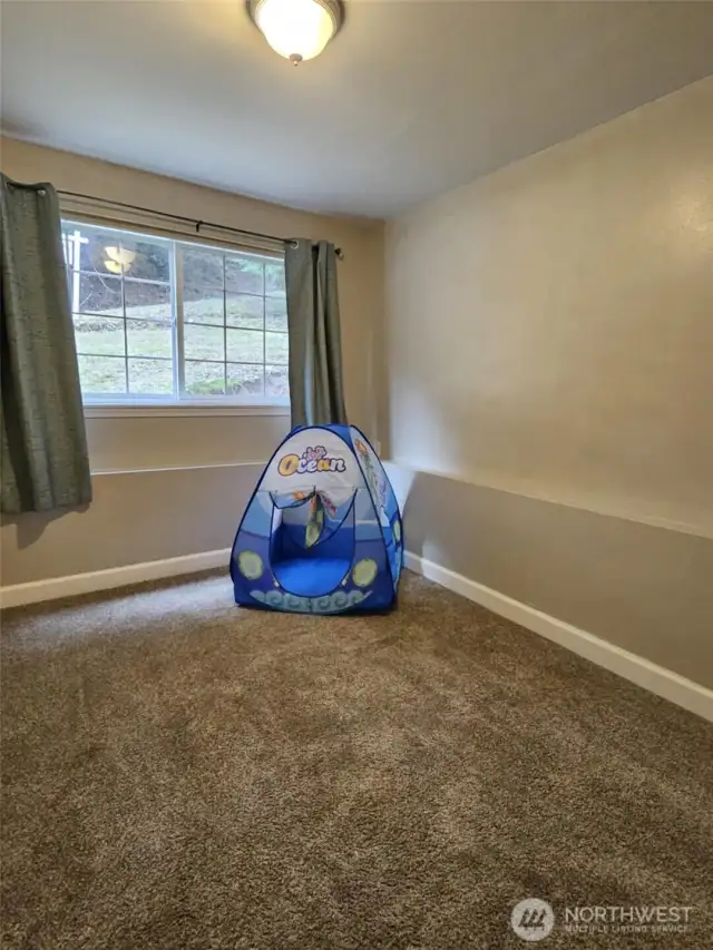 Lower bedroom