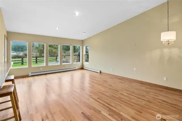 Great Room with vaulted ceiling