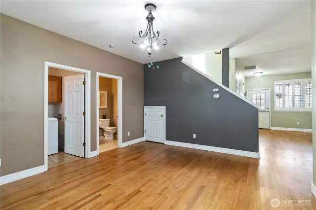 Dining Room   (Laundry Room and 1/2 bath)