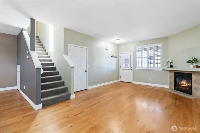 Stairs to Bedrooms (4)
