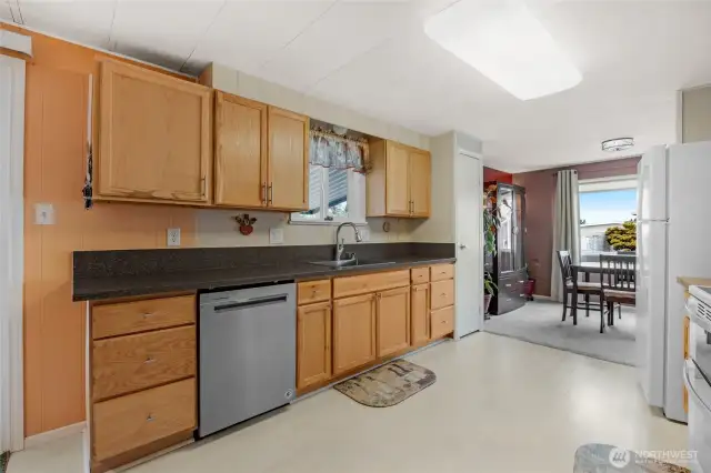 Spacious Kitchen