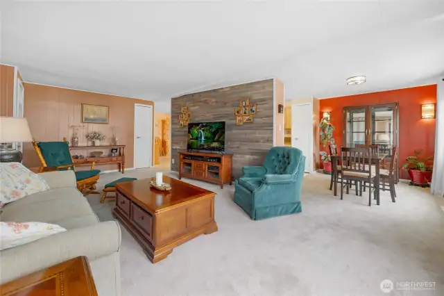 Open Layout Livingroom
