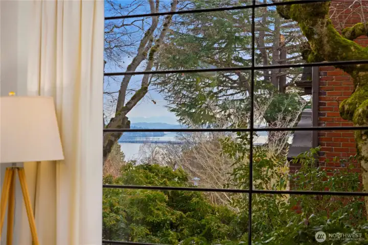 Views of Lake Washington from the living room.