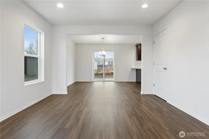 All images may vary. Photos are from previously built home. Photos may include upgrades/furnishings not included in base price.