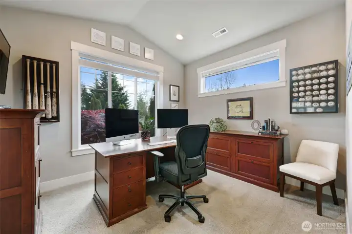 Main floor office/den