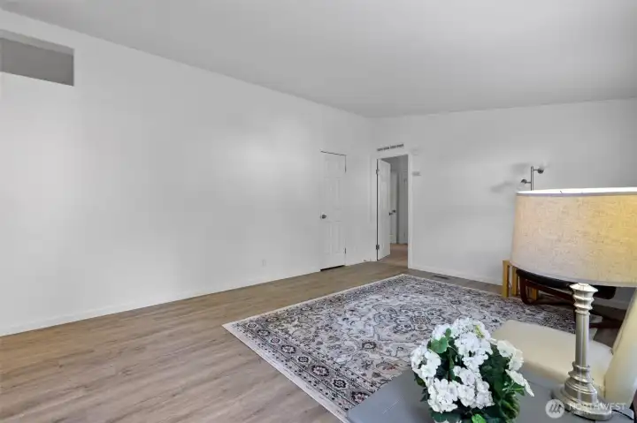 Front entrance living area