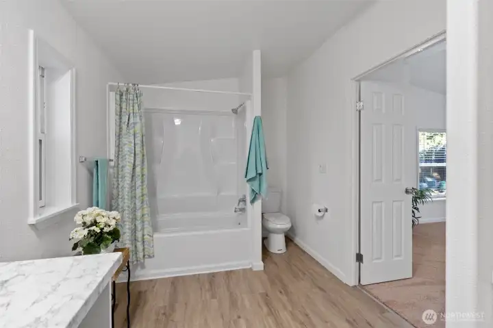 Primary bath