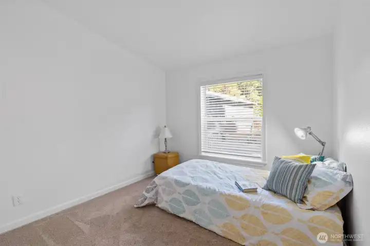 Guest bedroom