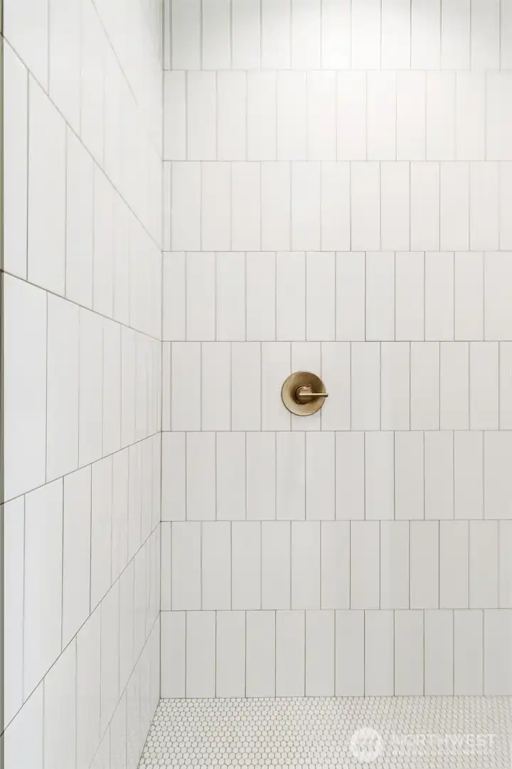Jr suite shower. Jr suite shower.