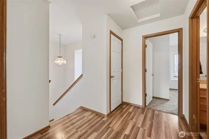 Landing looking toward front bedroom