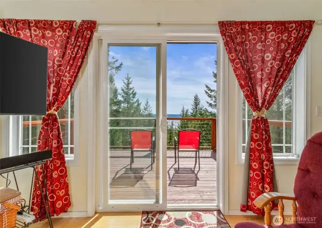 Suite living area with deck