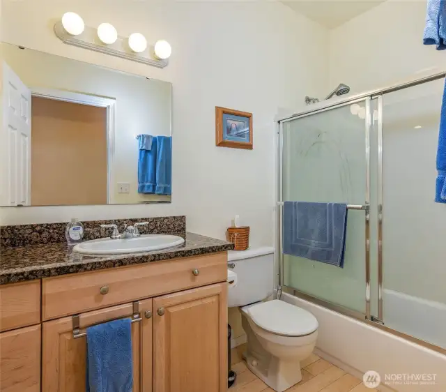 Full bathroom main floor
