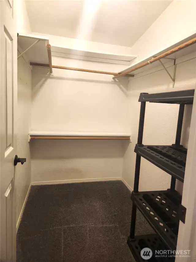 walk in closet