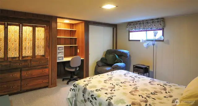LOWER 4TH BEDROOM