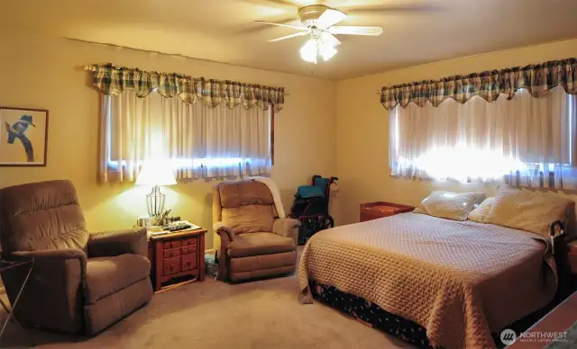 1ST BEDROOM ON MAIN FLOOR
