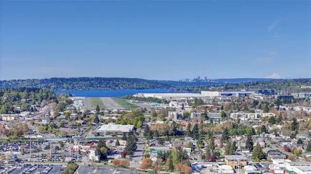 Overhead views looking out at Lake Washington!