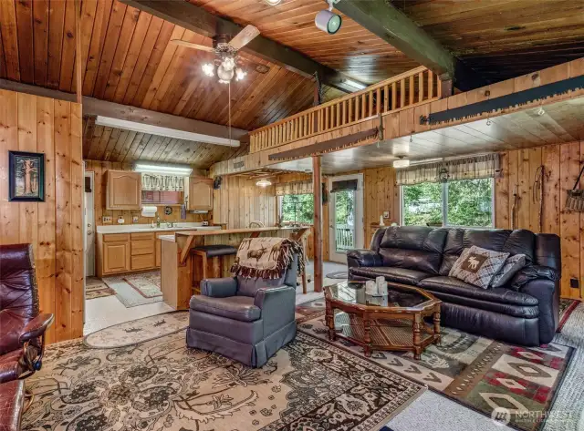 Family room to kitchen