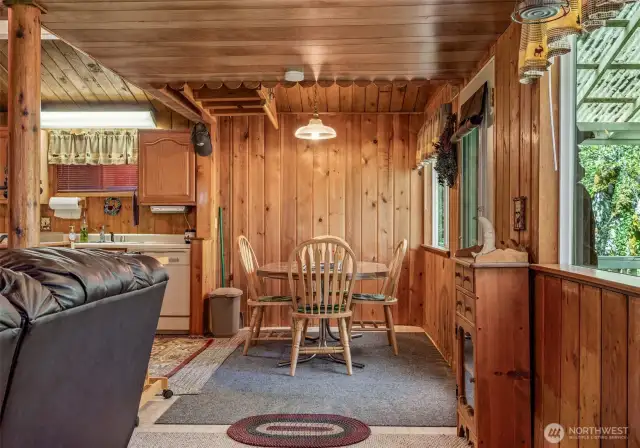 Family to dinning area