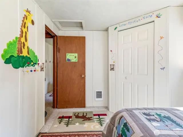 Second bedroom