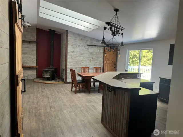 Large dinning area