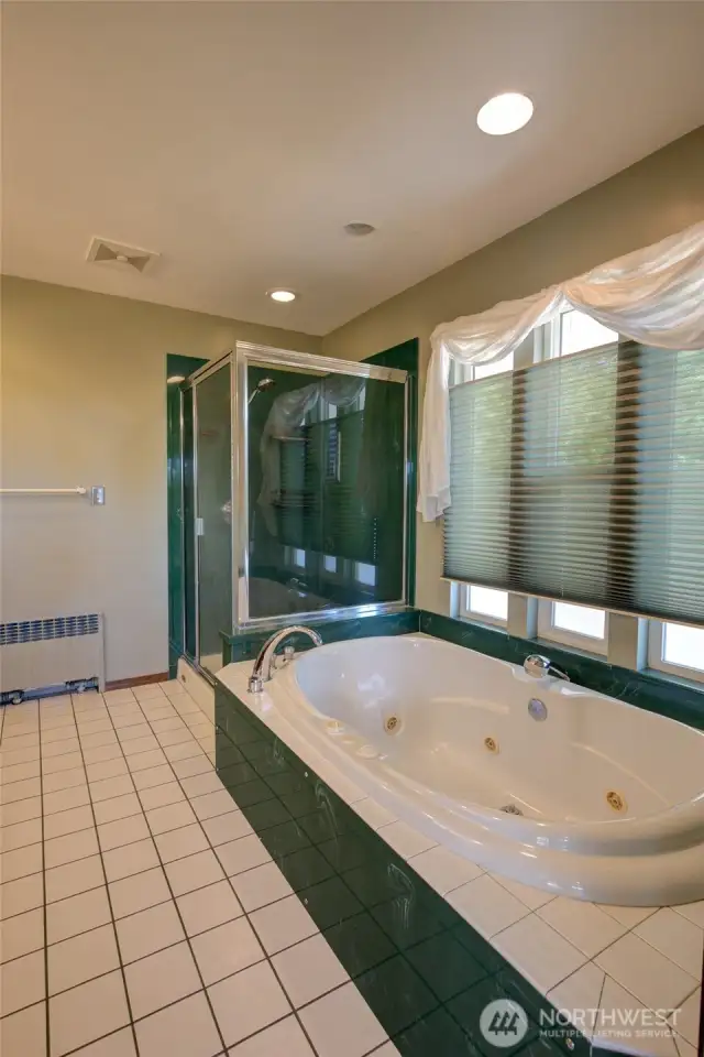 4 Piece Bath