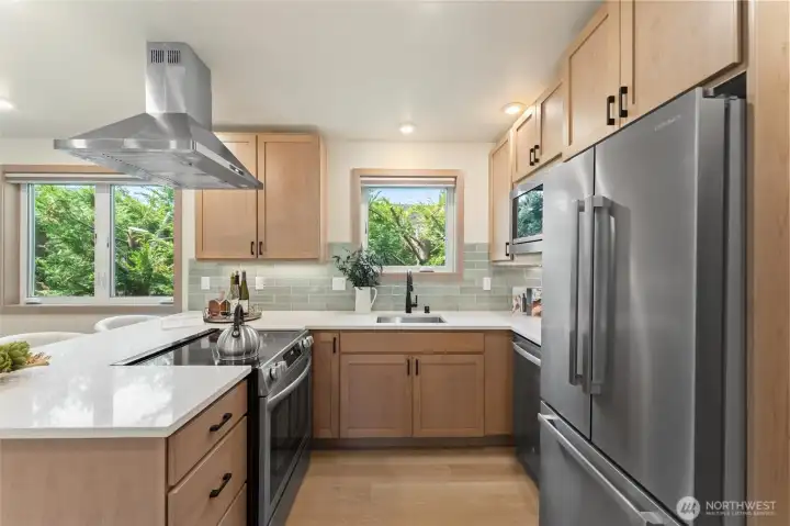 All appliances are included.