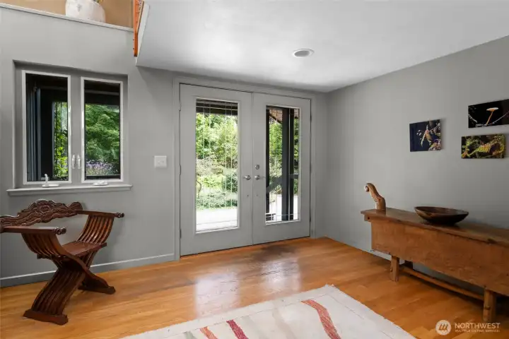Front entryway