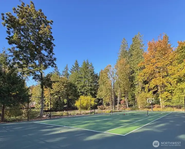 Athletic courts with-in walking distance