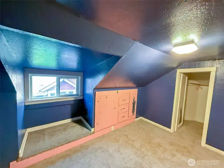 Bedroom #4 (upstairs)