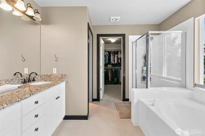 Primary Bedroom ensuite