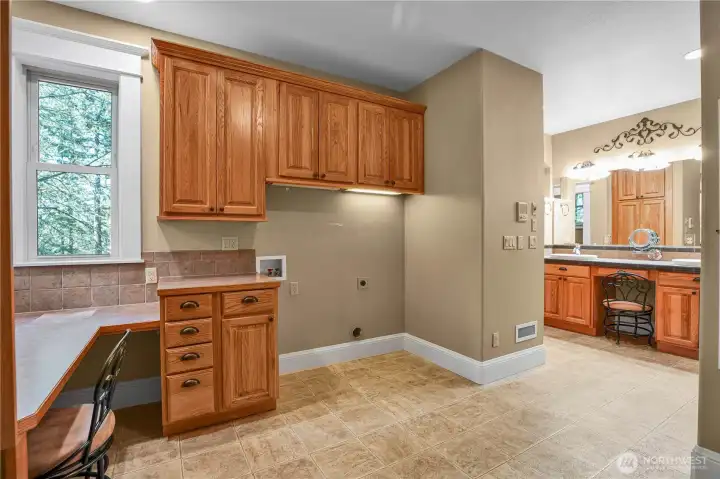 Primary closet with Washer/Dryer hookups