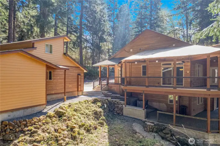 Exterior House & Detached Garage + Workshop w/ Studio