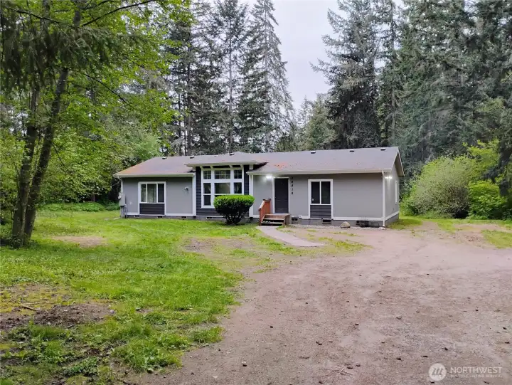 Peace and Quiet, this home is located on a dead end street