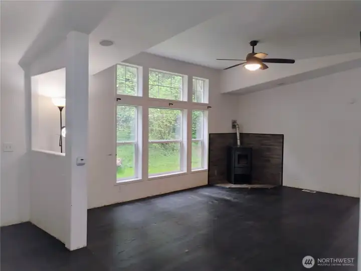 Home comes equipped with electric pellet stove